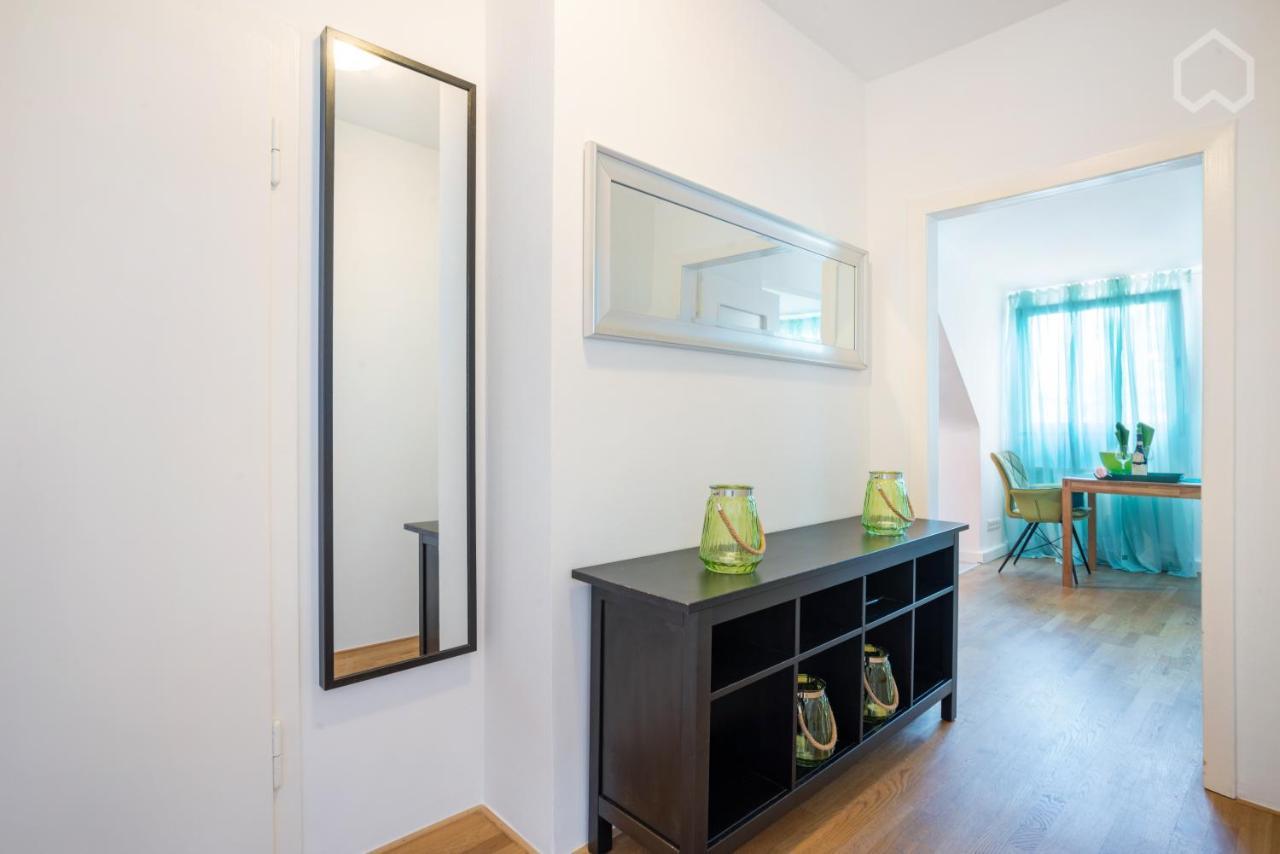Apartment Glamour *